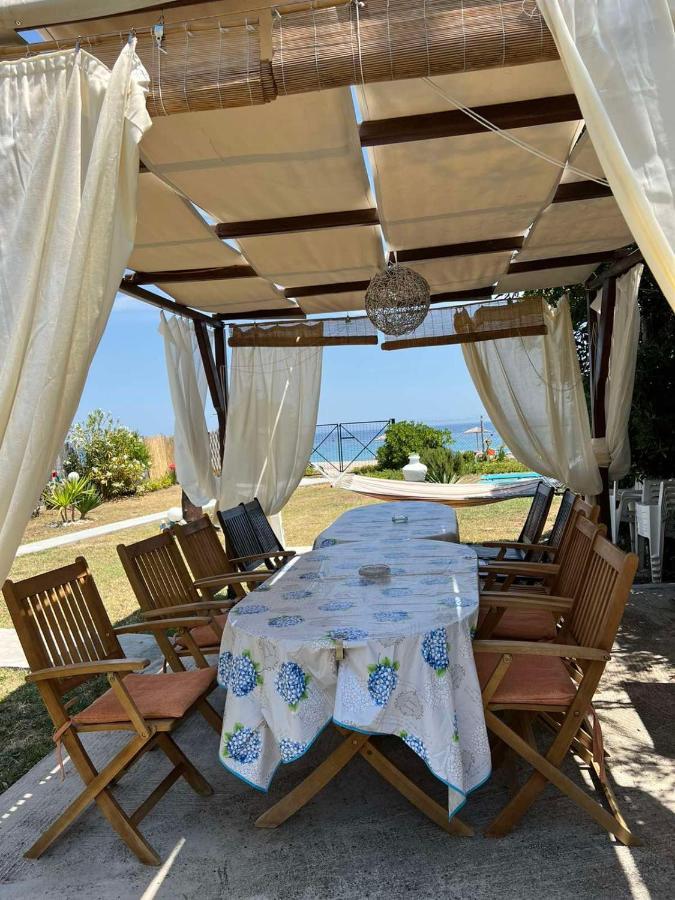 Lia'S Beach House Айос-Ніколаос Екстер'єр фото