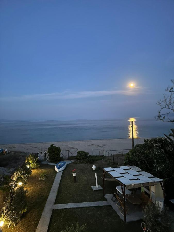Lia'S Beach House Айос-Ніколаос Екстер'єр фото